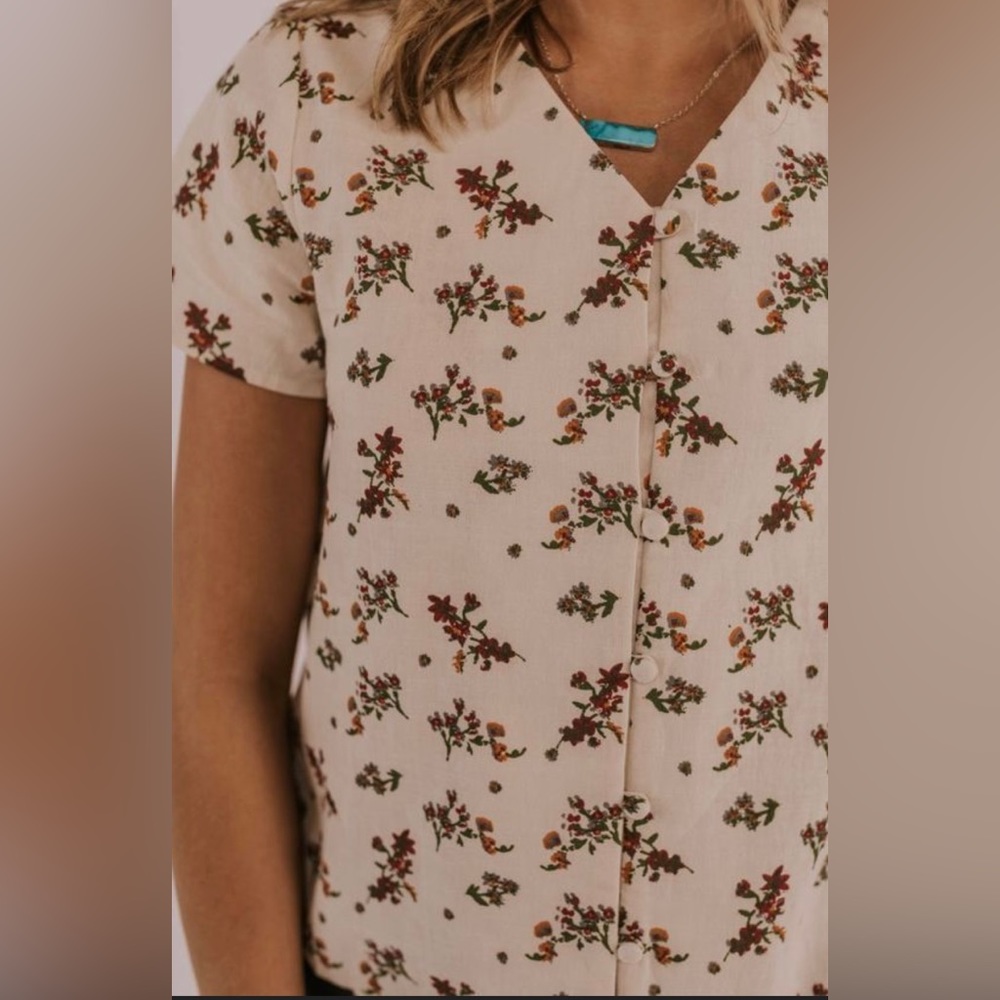 Roolee bouverie button top floral